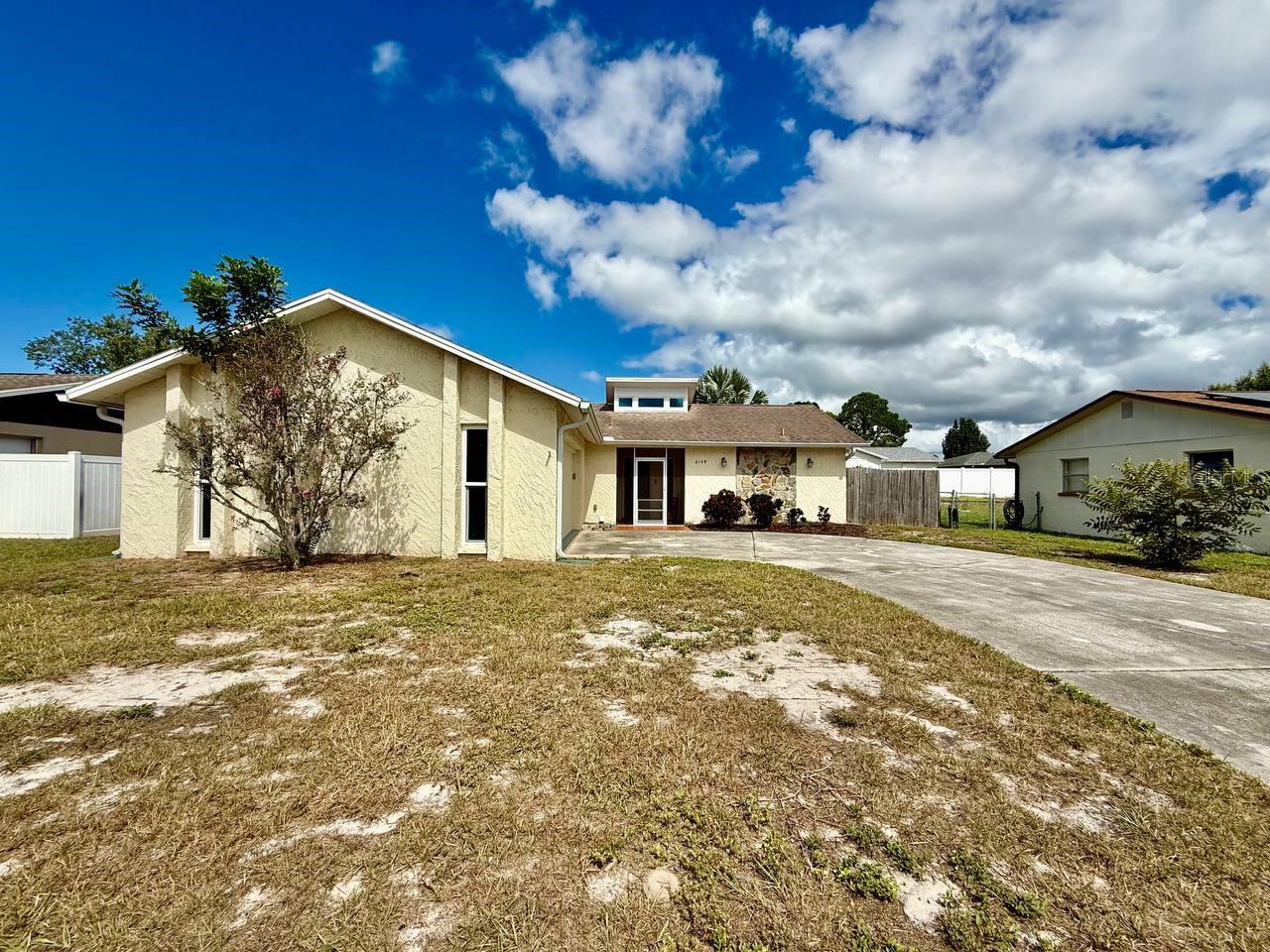COLONIAL HILLS - Residential Lease