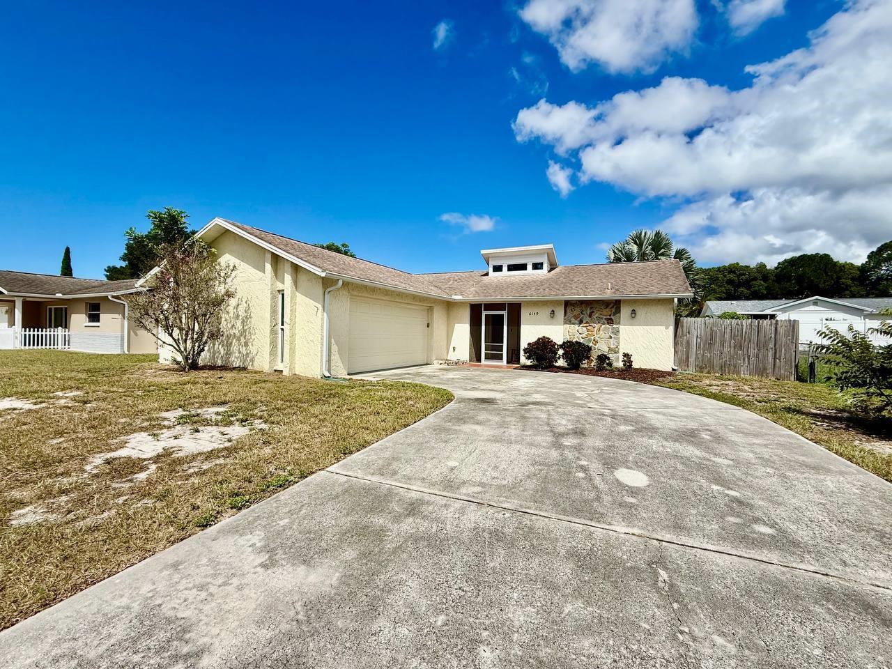 COLONIAL HILLS - Residential Lease