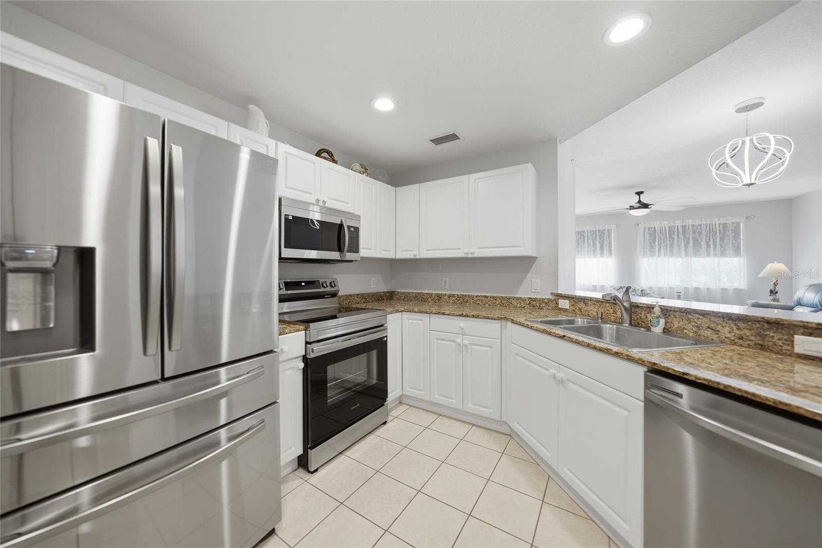 FOUNTAIN COURT PH 01 - Residential