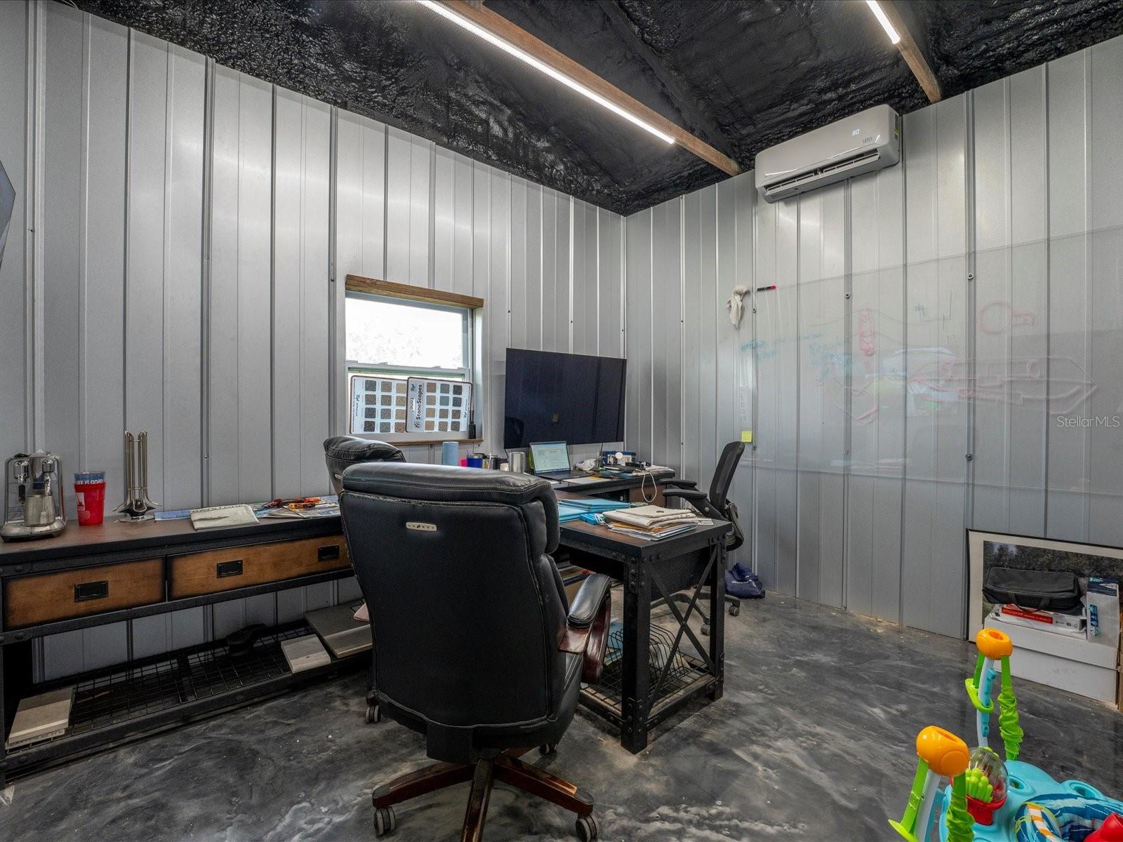 ARMITAGE TR - Commercial Sale