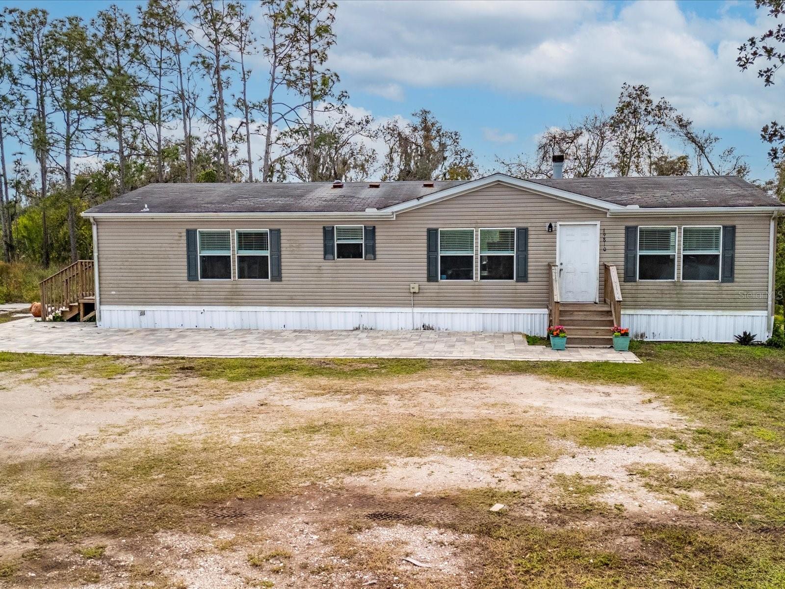 ARMITAGE TR - Commercial Sale