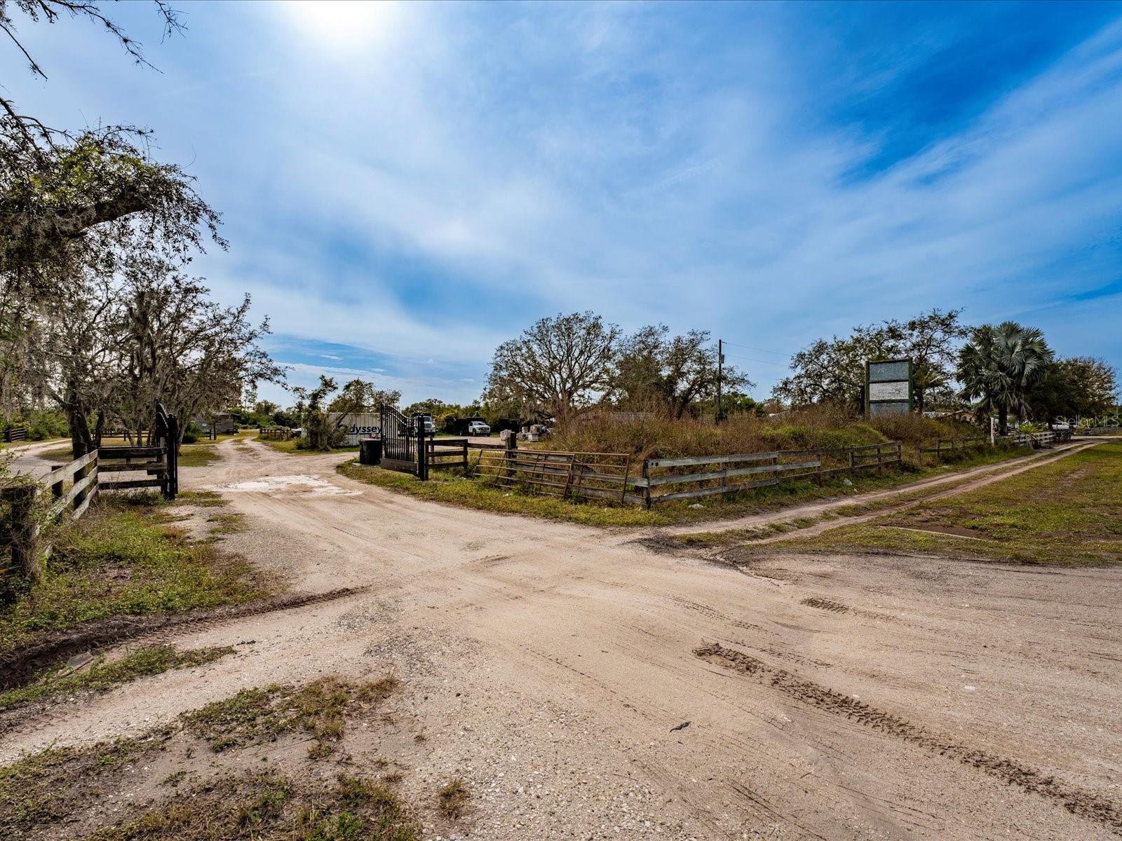 ARMITAGE TR - Commercial Sale