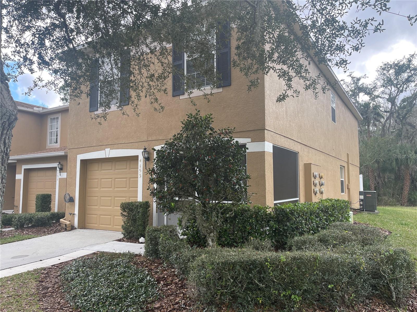 EDGEWATER AT GRAND OAKS PH 01 - Residential Lease