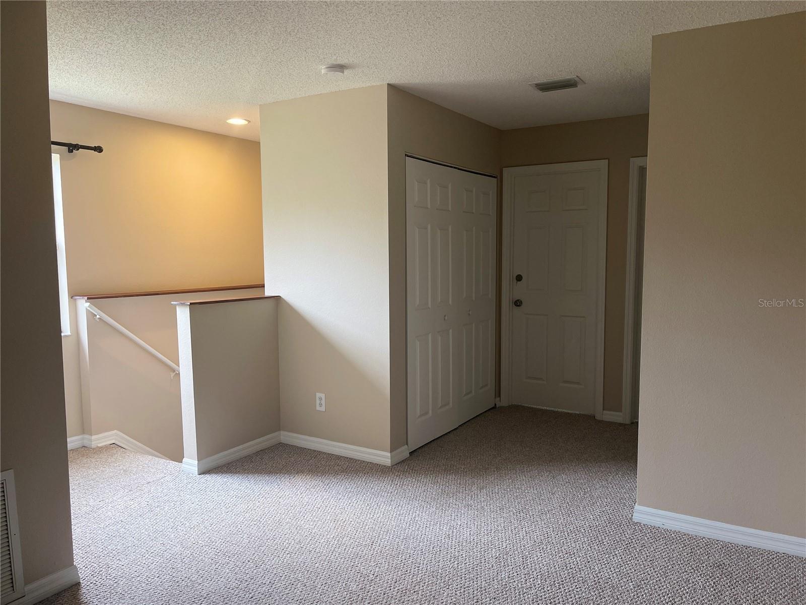 EDGEWATER AT GRAND OAKS PH 01 - Residential Lease