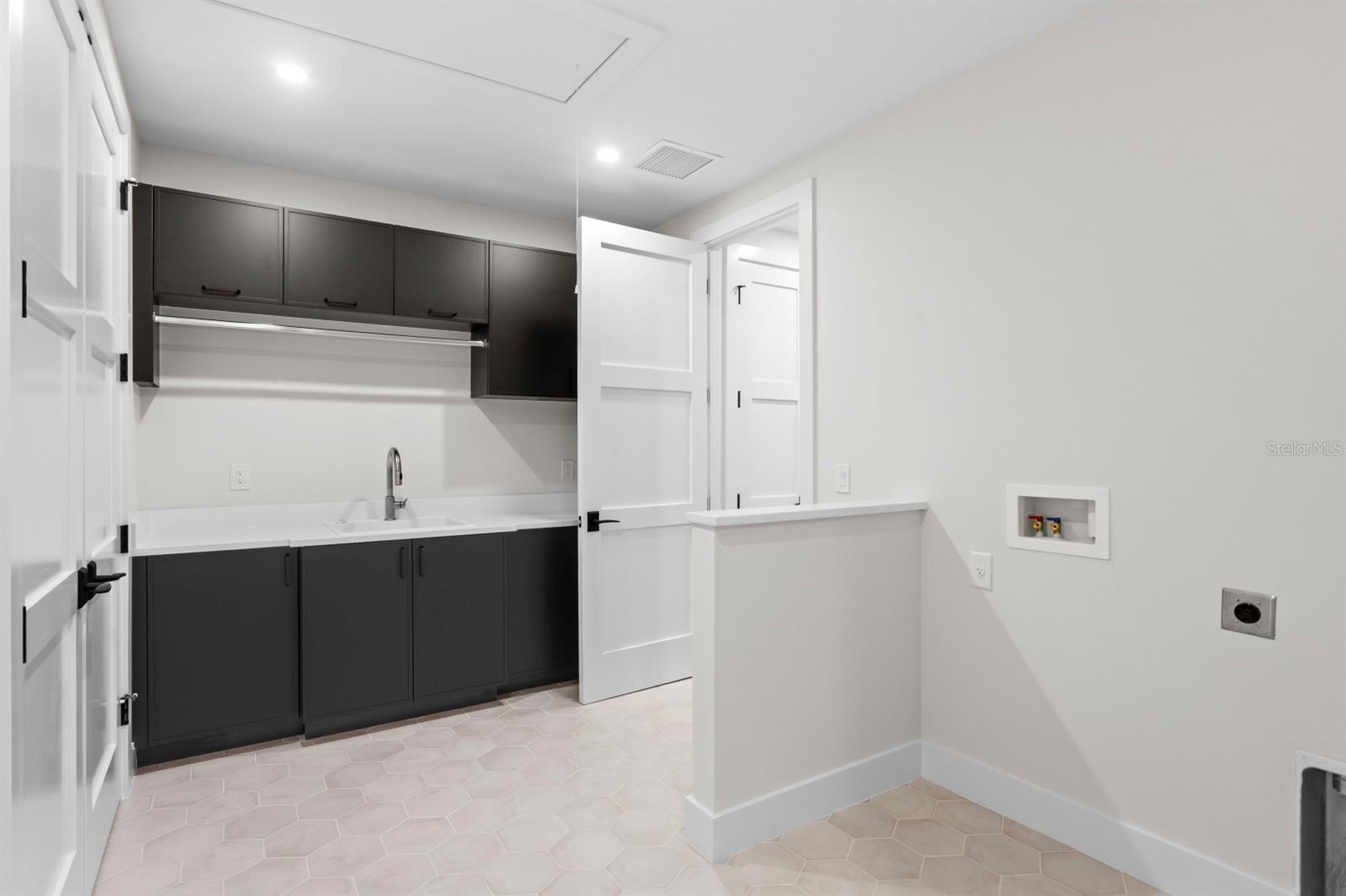 SUNSET PARK - Residential