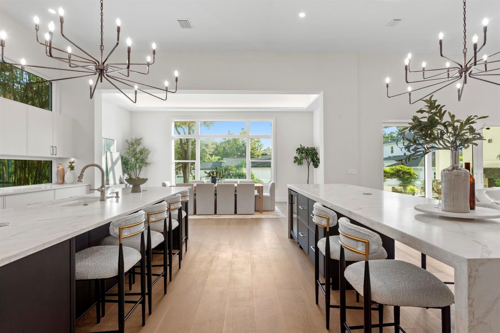 SUNSET PARK - Residential