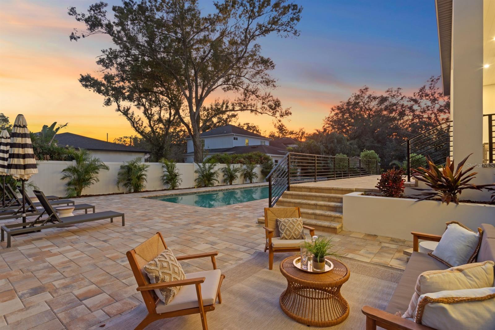 SUNSET PARK - Residential