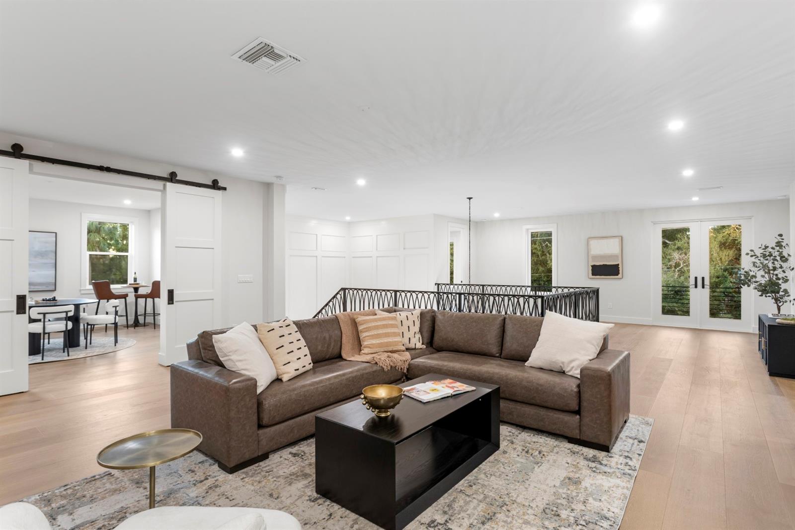 SUNSET PARK - Residential