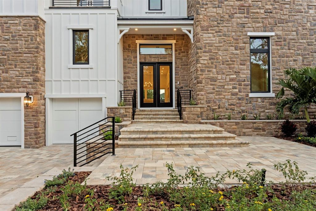 Photo of 4624 W San Jose Street, Tampa, FL 33629 (MLS # TB8449072)