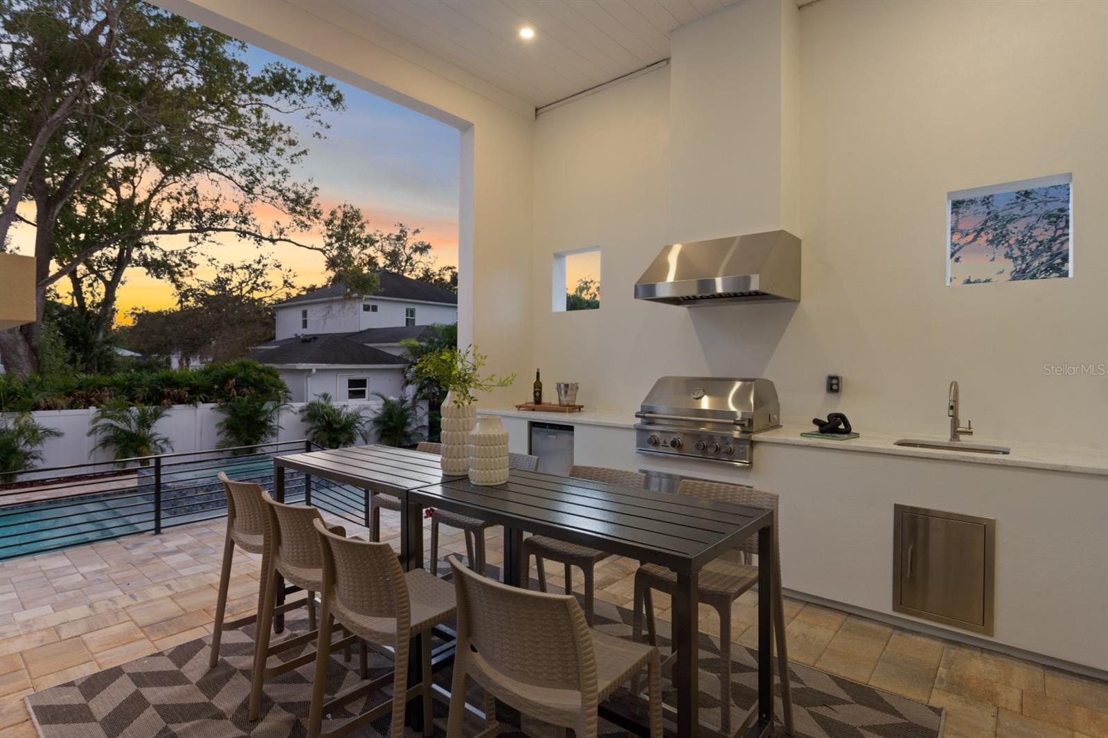 SUNSET PARK - Residential