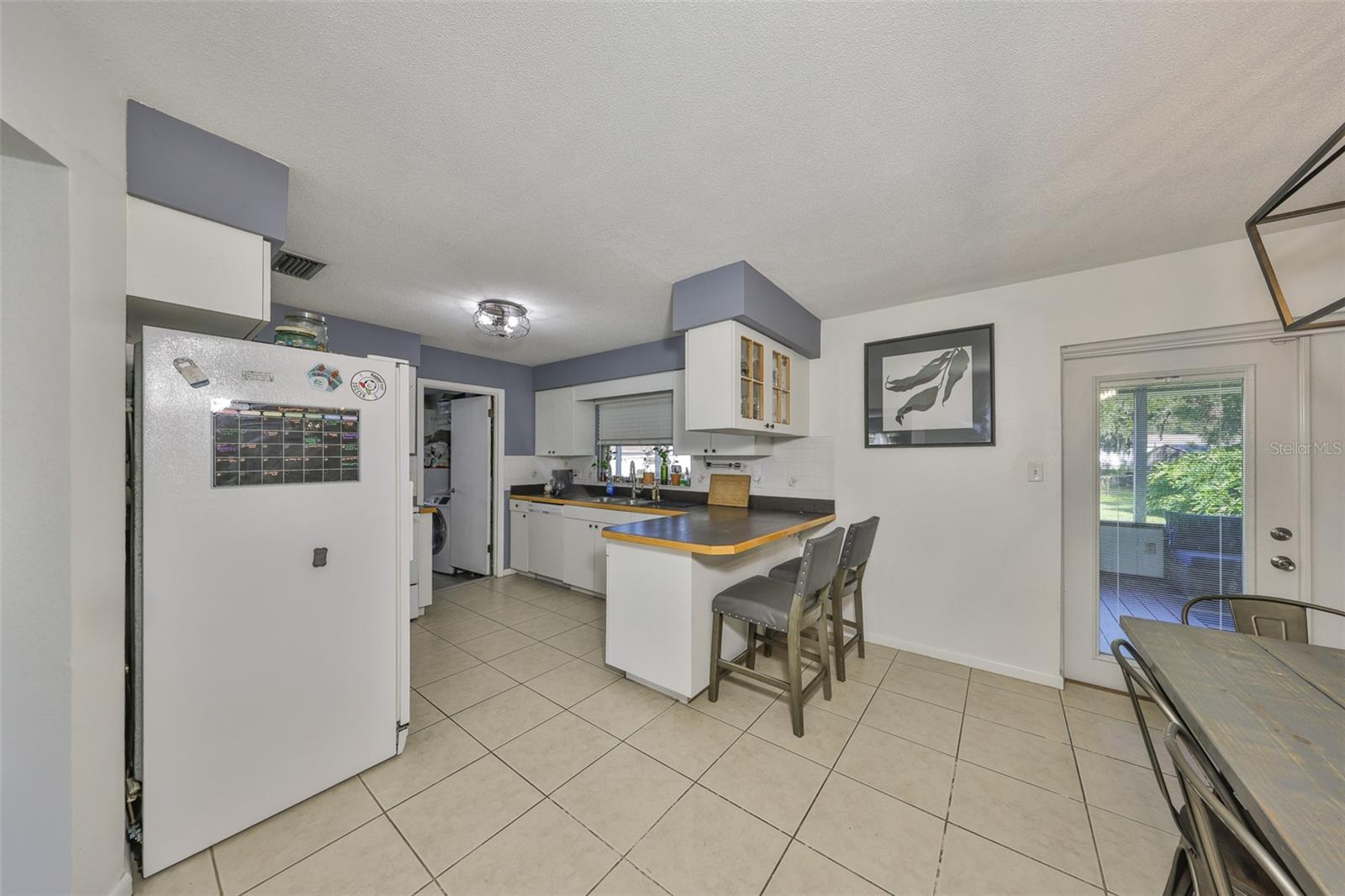 MEADOW OAKS - Residential