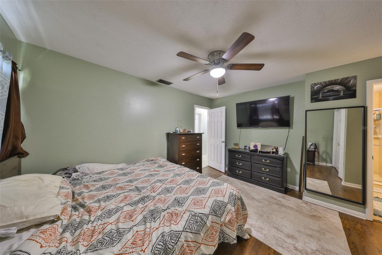 MEADOW OAKS - Residential