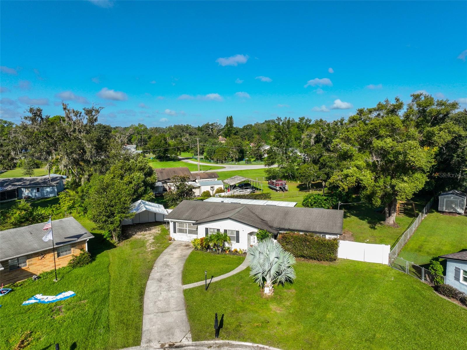 MEADOW OAKS - Residential