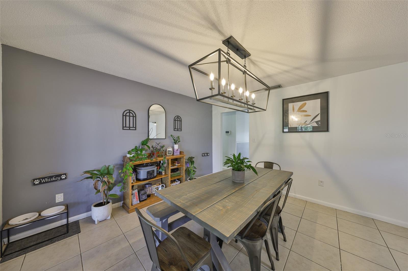 MEADOW OAKS - Residential