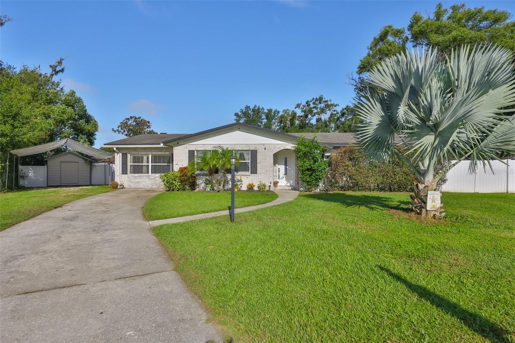 Photo of 6106 Lawncrest Place, Dover, FL 33527 (MLS # TB8436214)