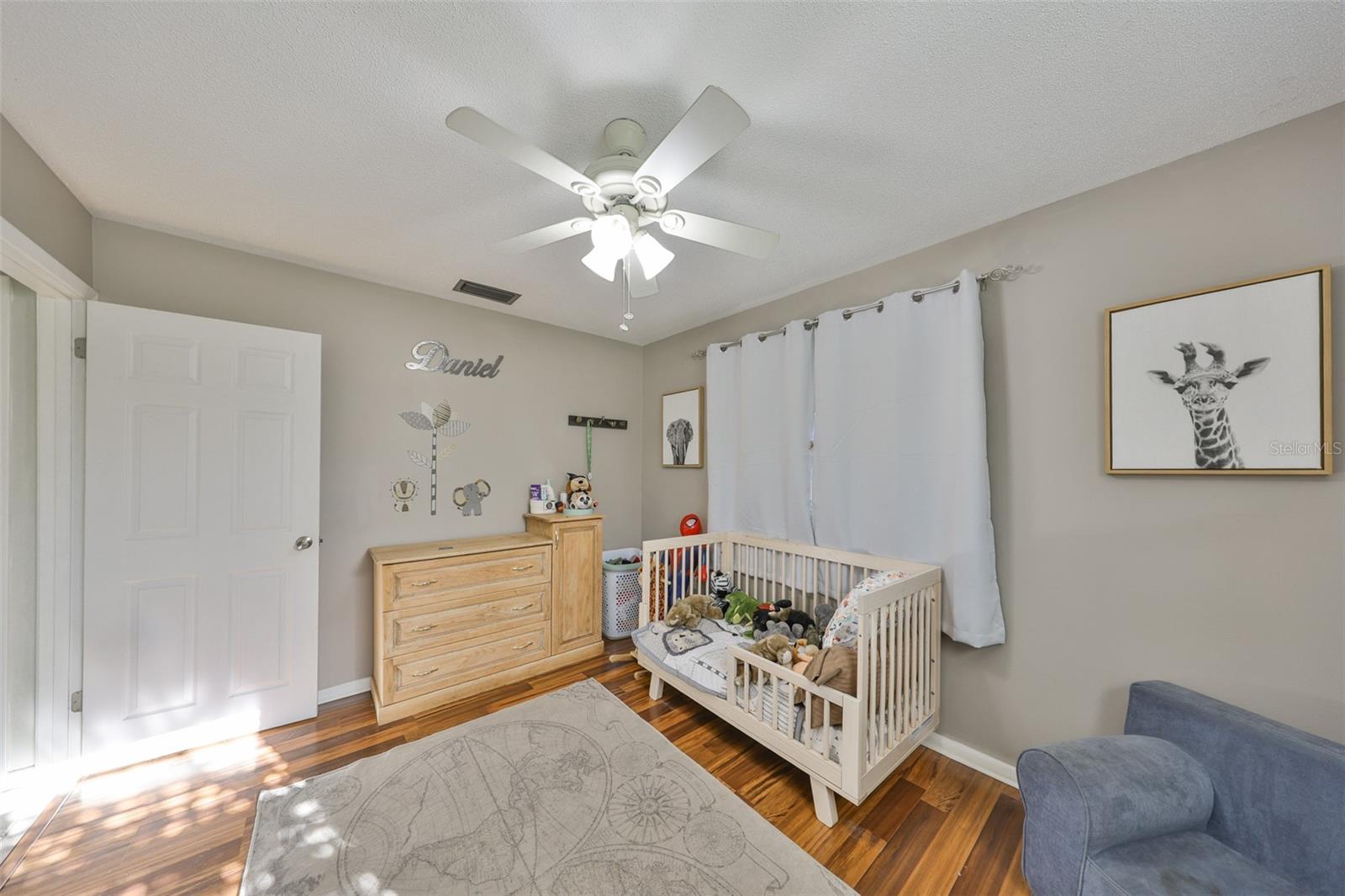 MEADOW OAKS - Residential