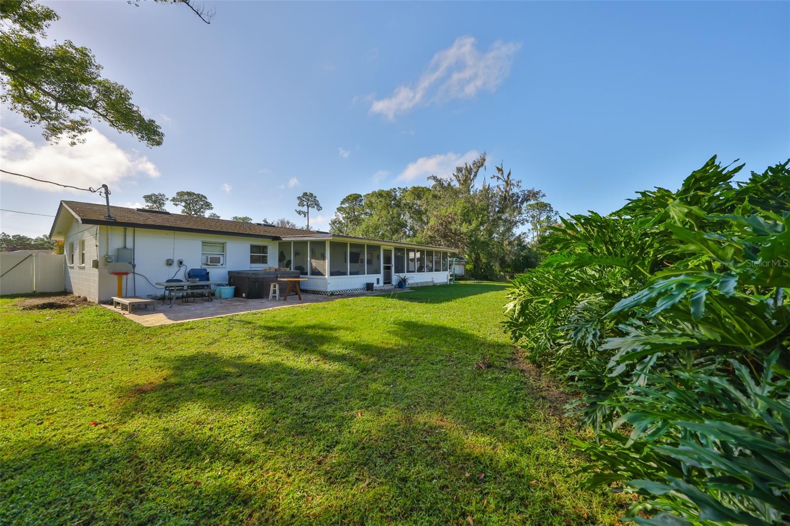 MEADOW OAKS - Residential