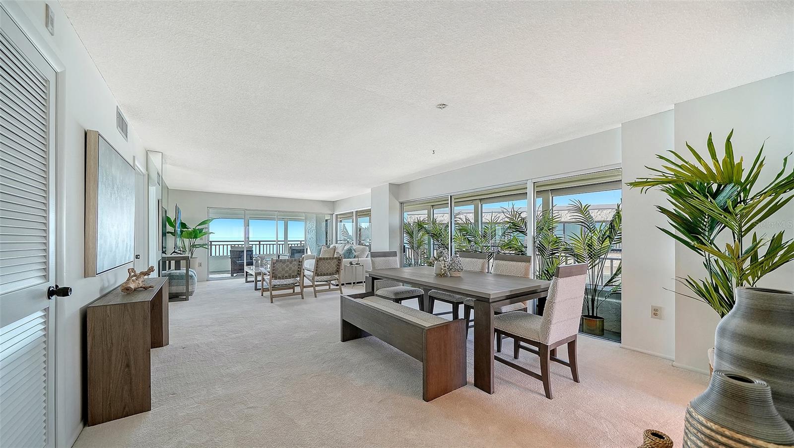 20 WHISPERING SANDS DRIVE 1201