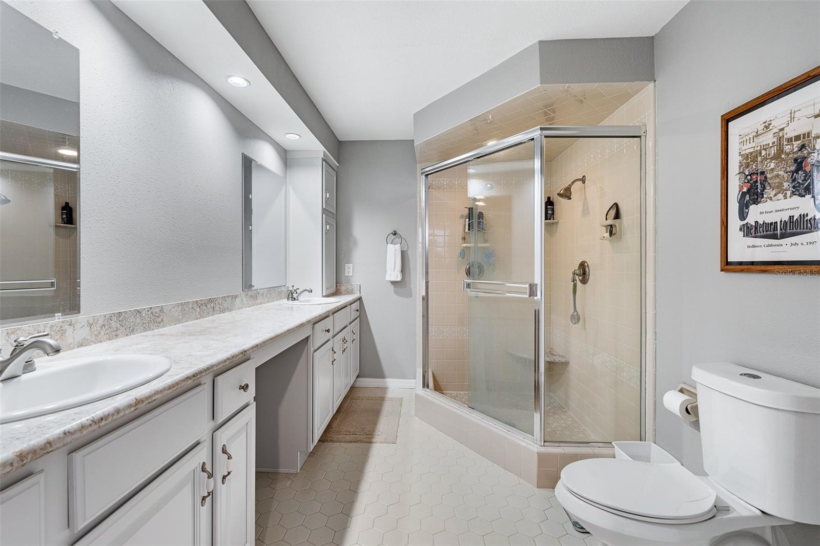 SILVER LAKE SUB - Residential