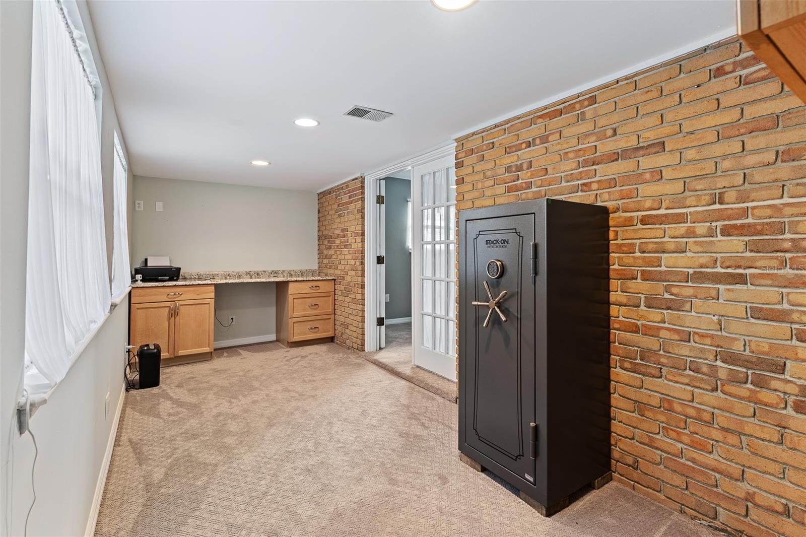 SILVER LAKE SUB - Residential