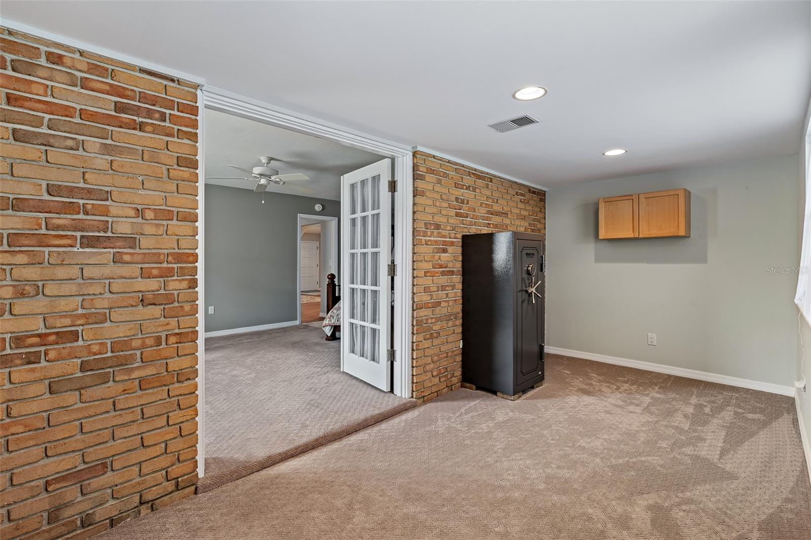 SILVER LAKE SUB - Residential