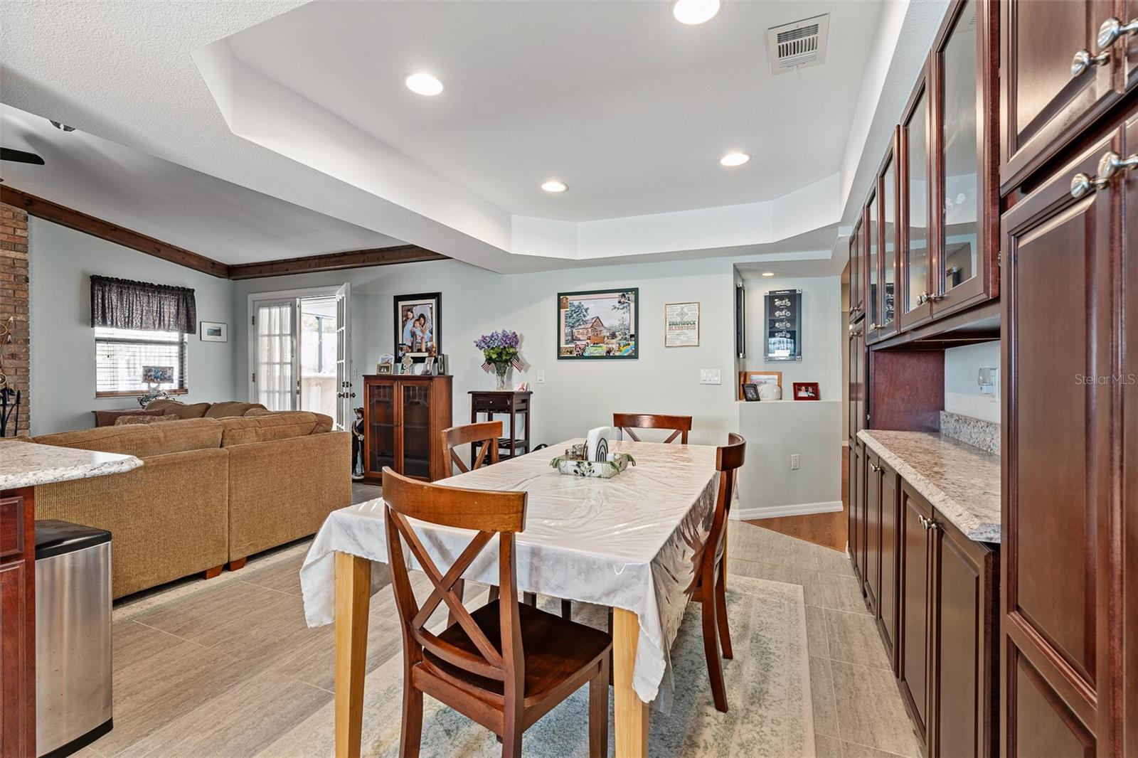 SILVER LAKE SUB - Residential