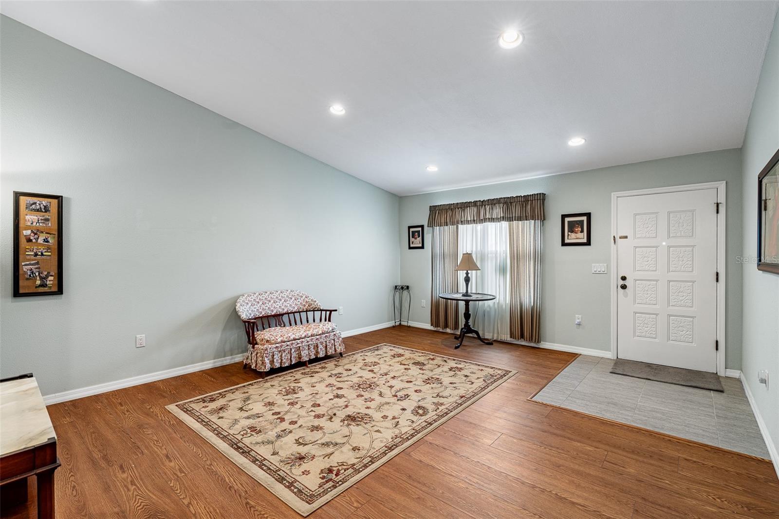 SILVER LAKE SUB - Residential