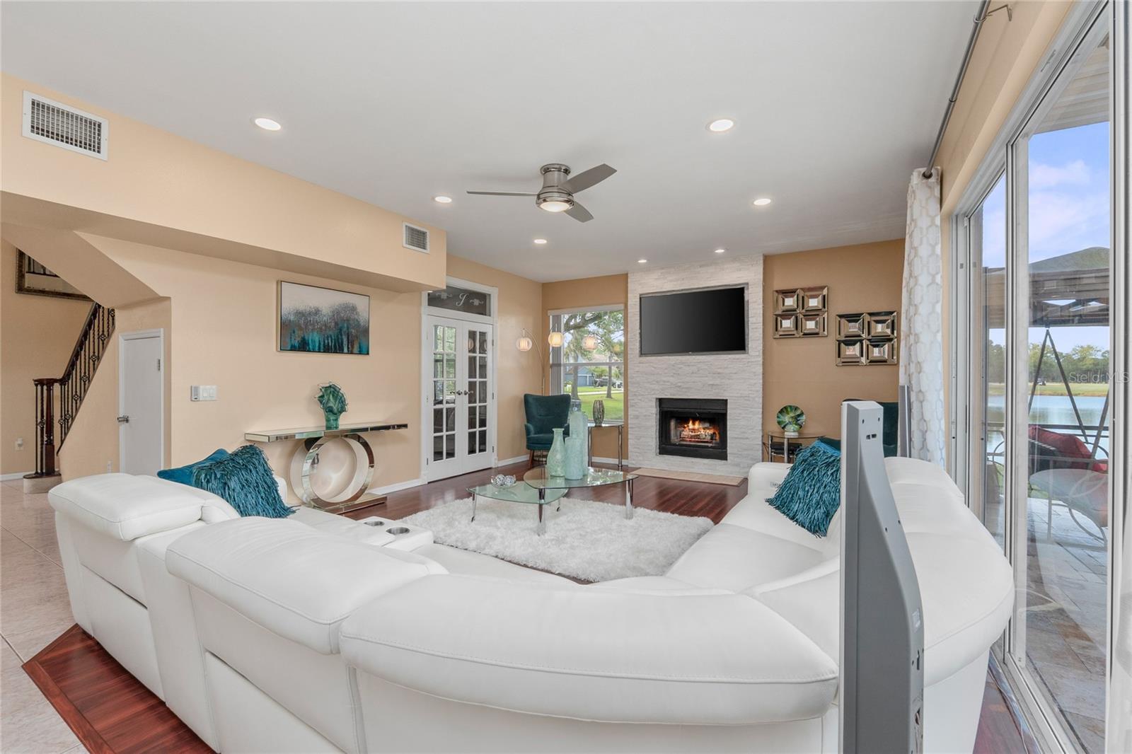 WINDSOR PARK AT THE EAGLES - Residential