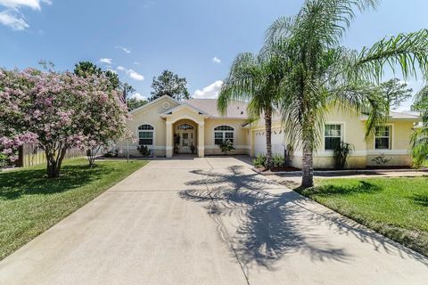 Photo of 43 White Dove Lane, Palm Coast, FL 32164 (MLS # FC310751) Photo of 43 White Dove Lane, Palm Coast, FL 32164 (MLS # FC310751)