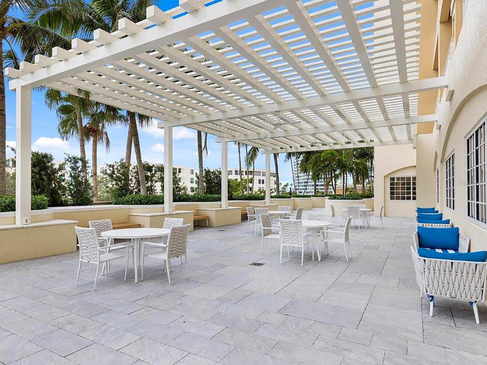 THE TOWER RESIDENCES - Residential