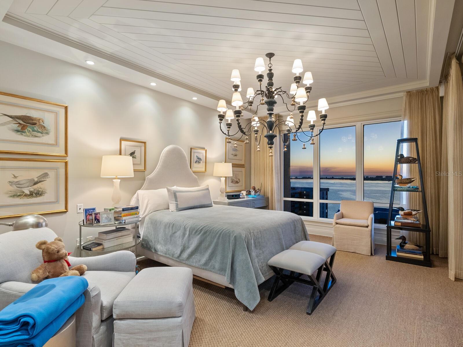 THE TOWER RESIDENCES - Residential