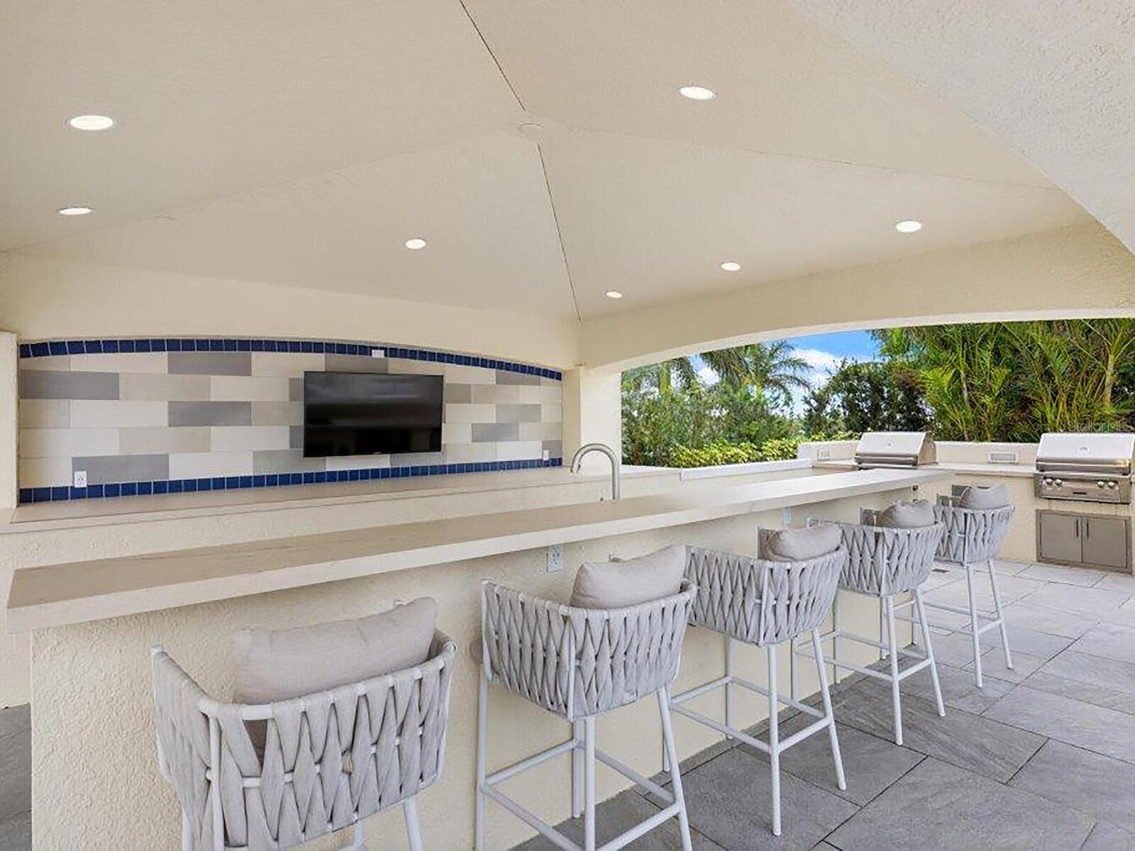 THE TOWER RESIDENCES - Residential