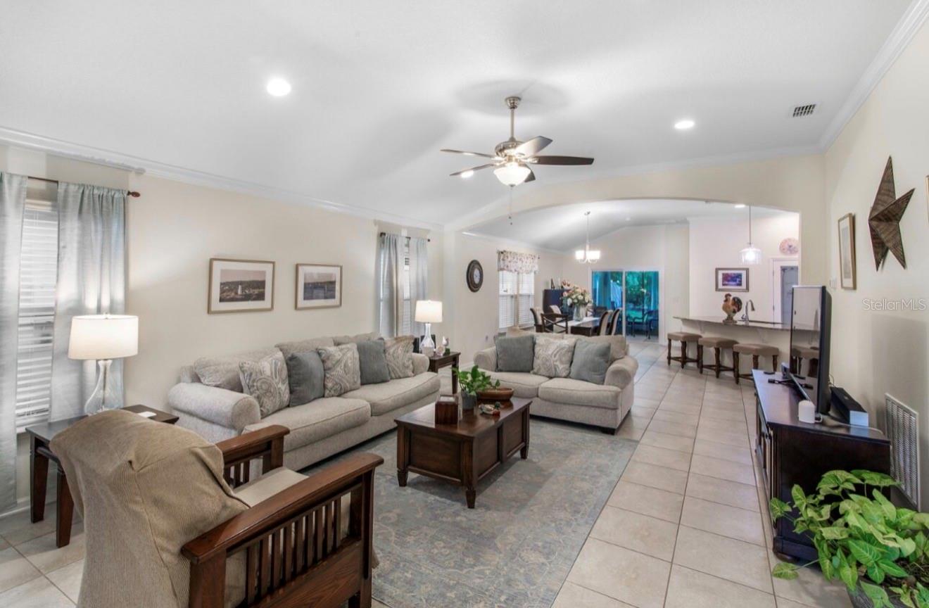 144 S HUMMINGBIRD PLACE