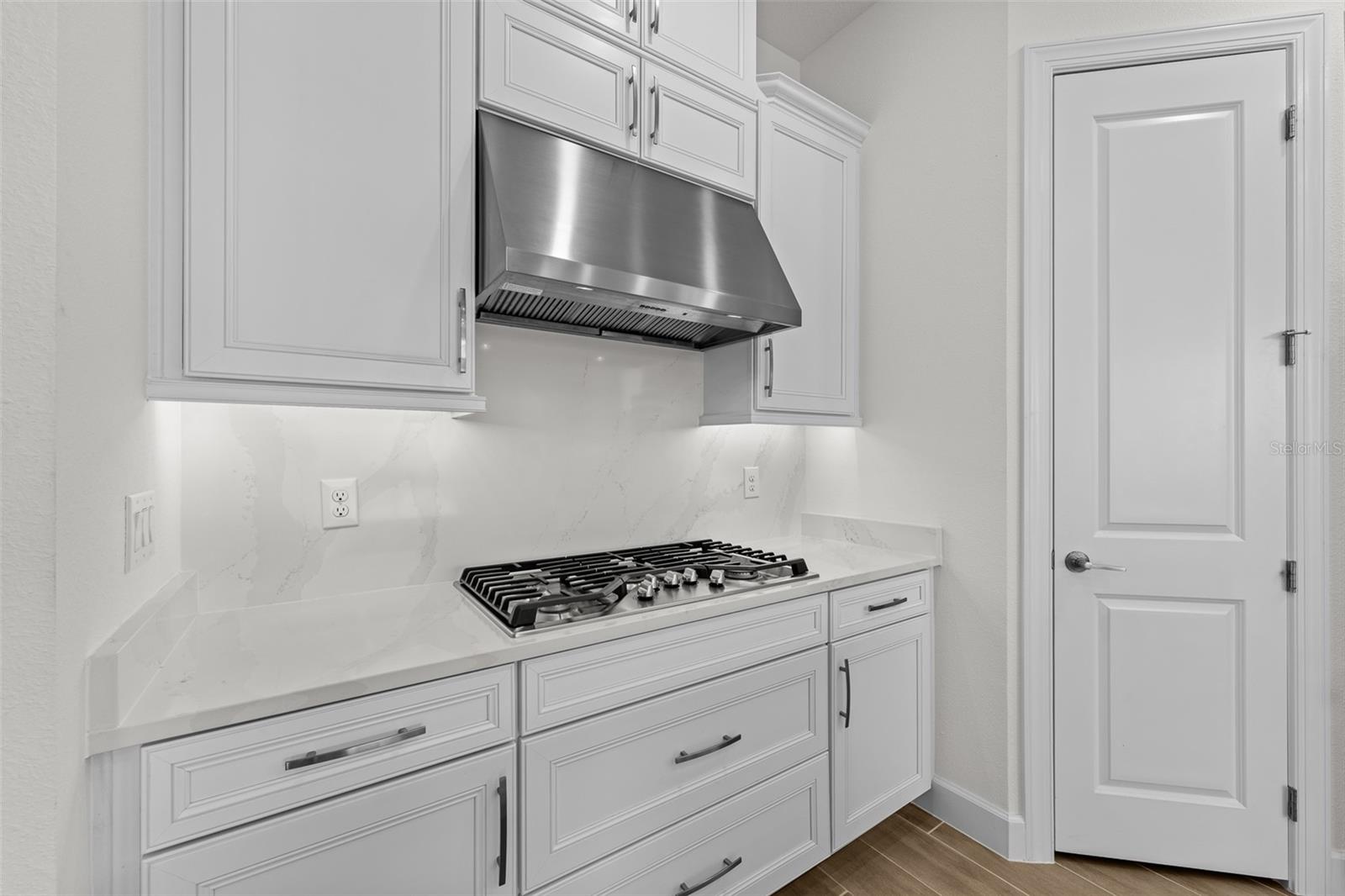 ESPLANADE NORTH AT ARTISAN LAKES - Residential