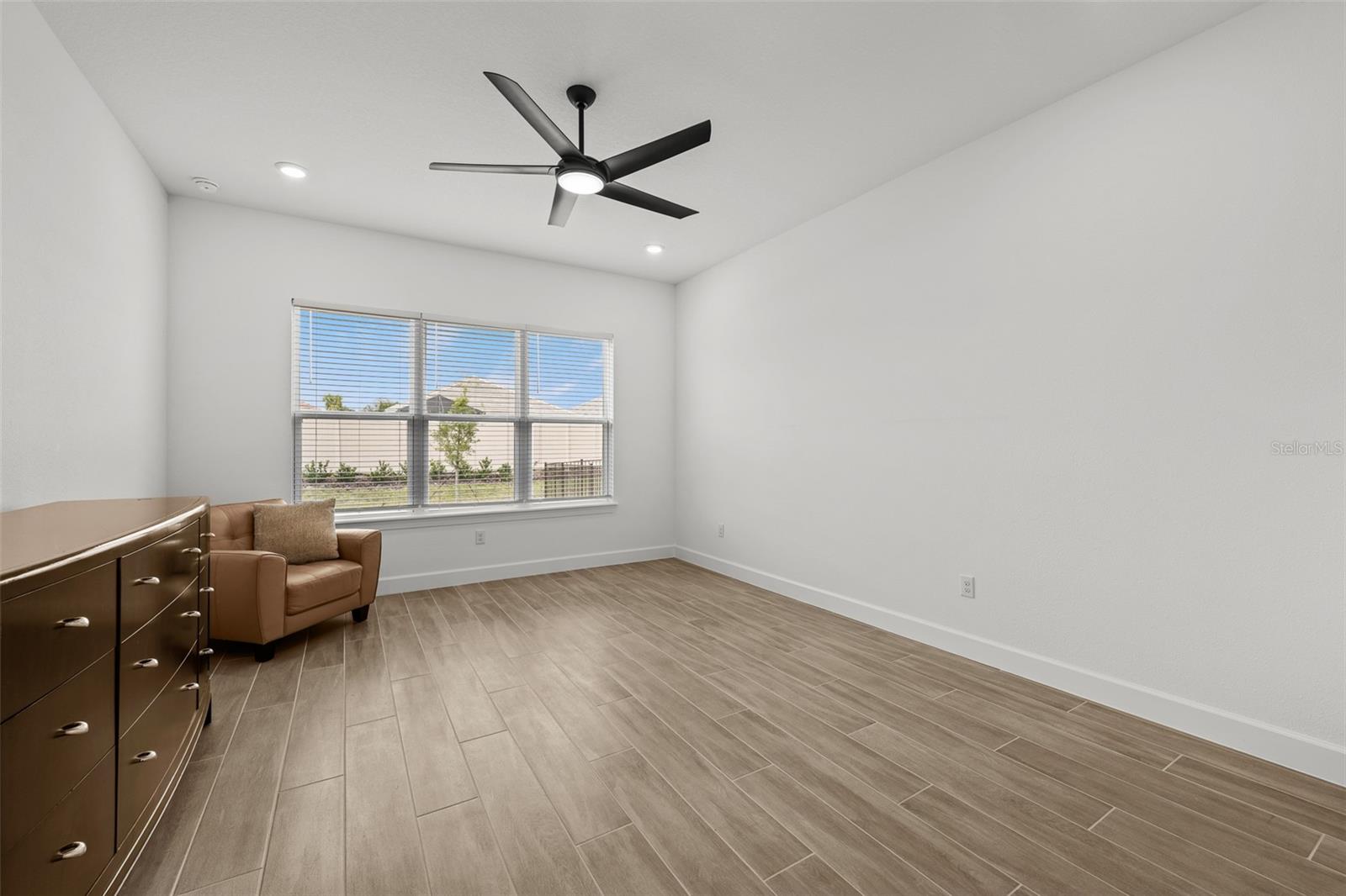 ESPLANADE NORTH AT ARTISAN LAKES - Residential