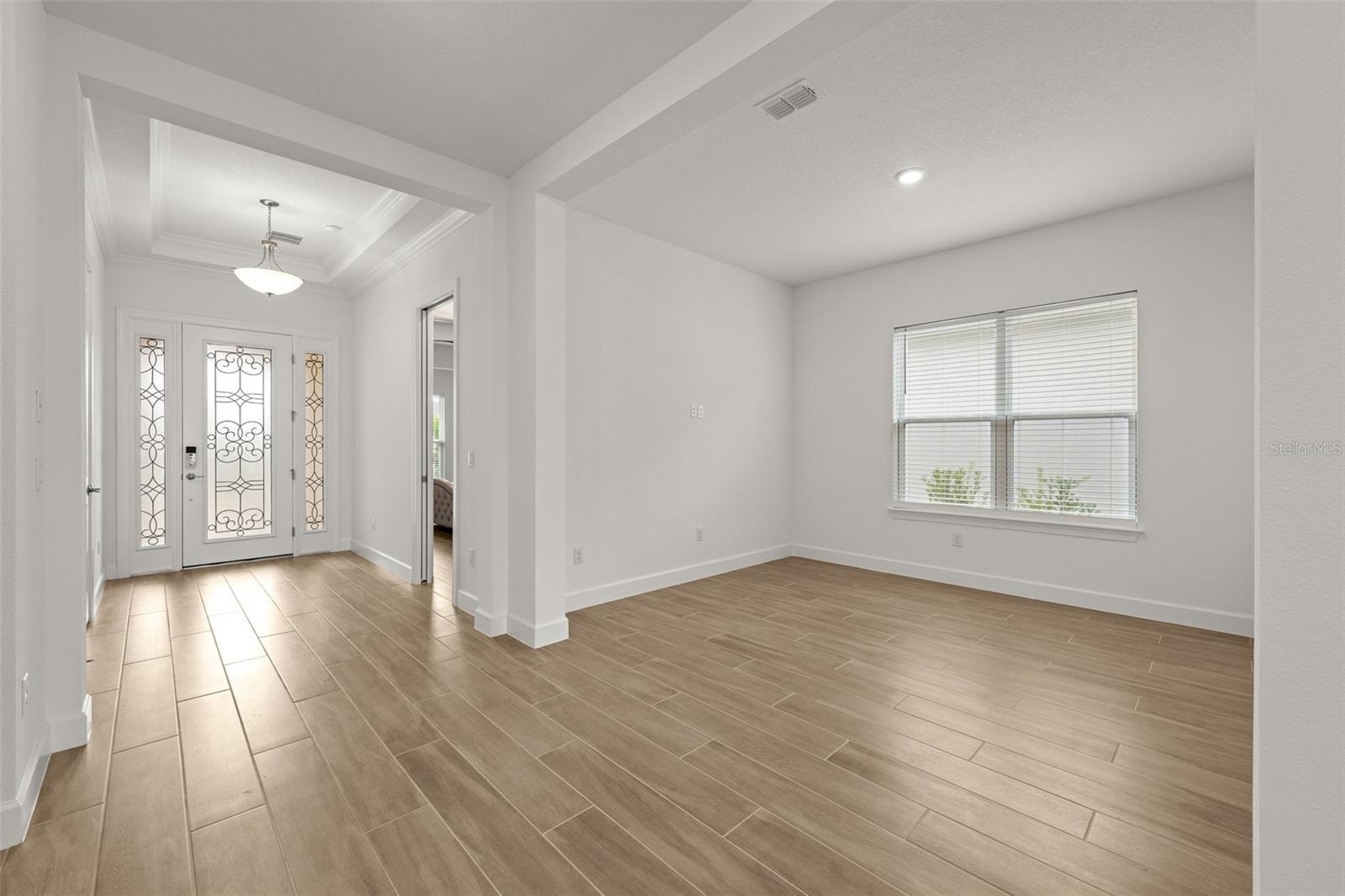 ESPLANADE NORTH AT ARTISAN LAKES - Residential