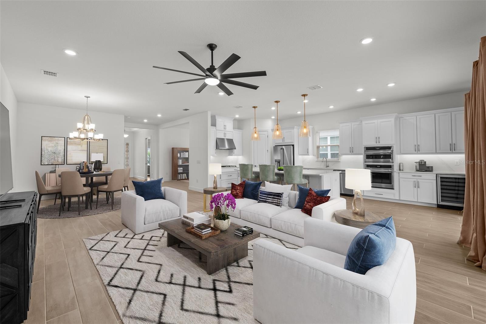 ESPLANADE NORTH AT ARTISAN LAKES - Residential