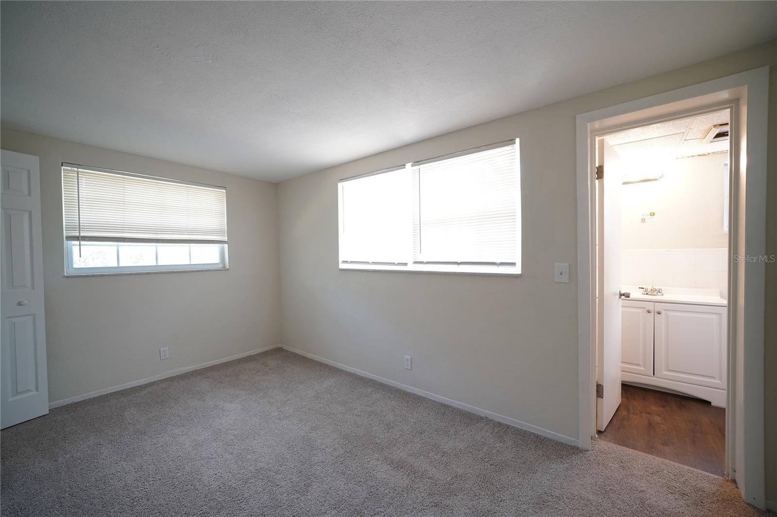 POLLARDS - Residential