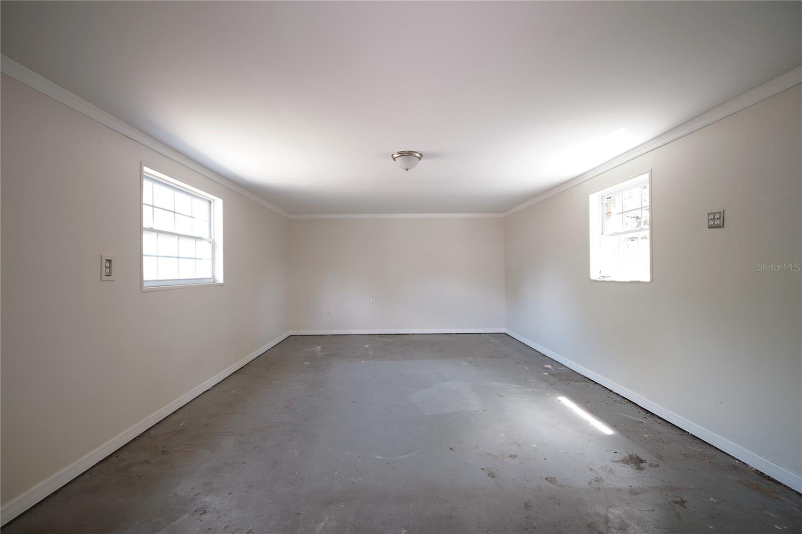 POLLARDS - Residential