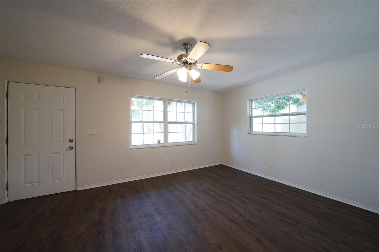 POLLARDS - Residential