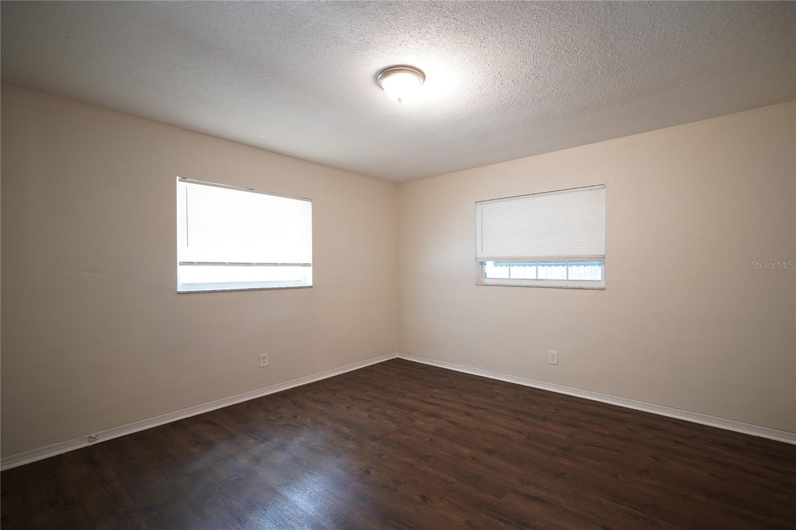 POLLARDS - Residential