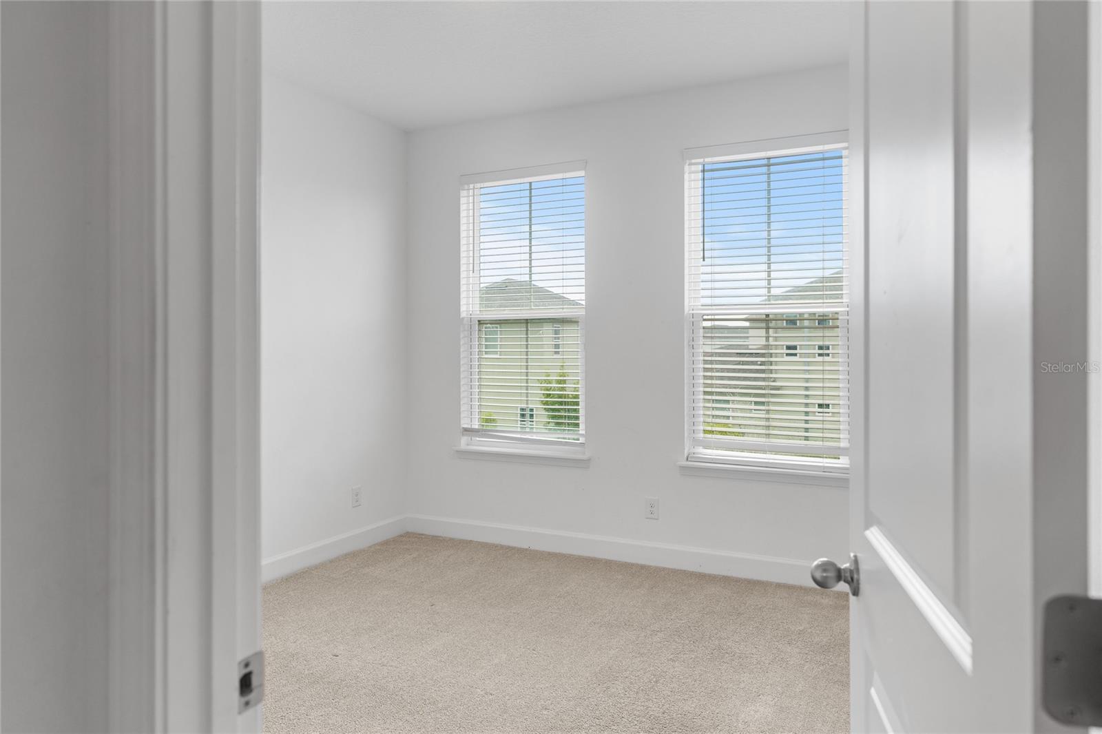 LAUREATE PARK PH 9 - Residential Lease
