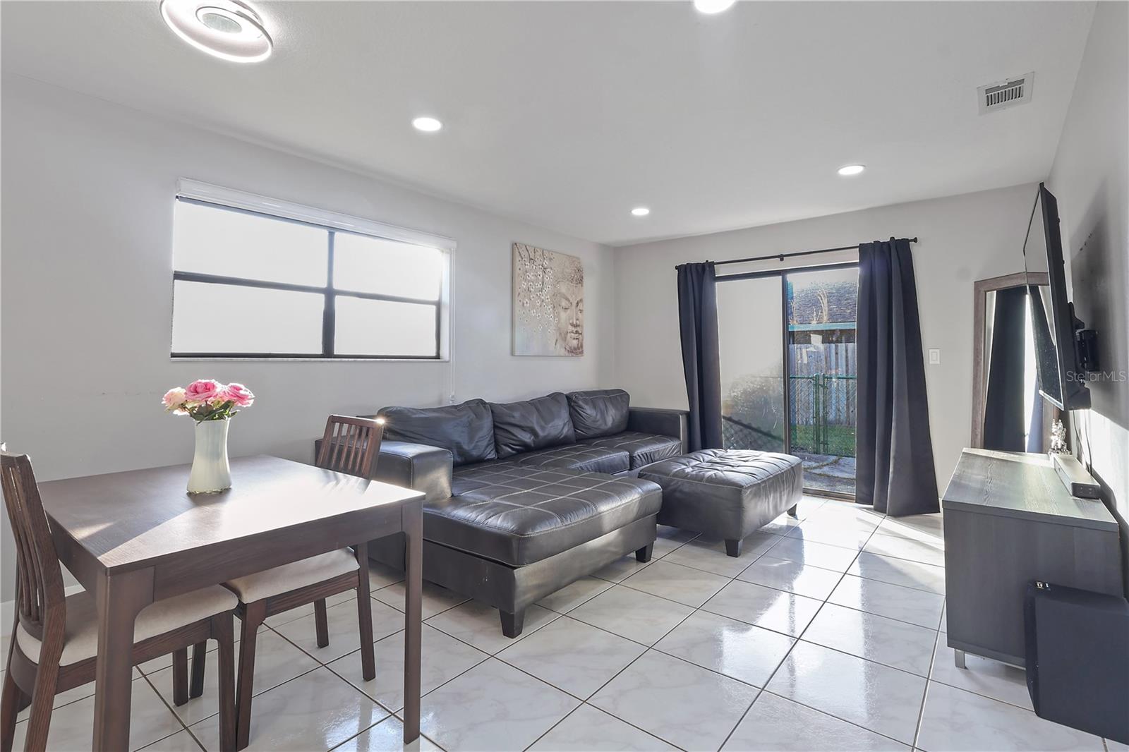 CARIBBEAN VILLAS CONDO PH A-F - Residential