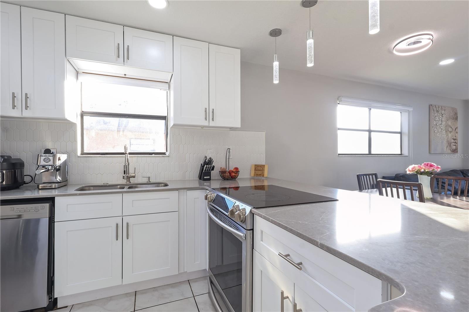 CARIBBEAN VILLAS CONDO PH A-F - Residential