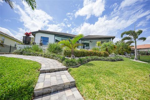 A home in PUNTA GORDA