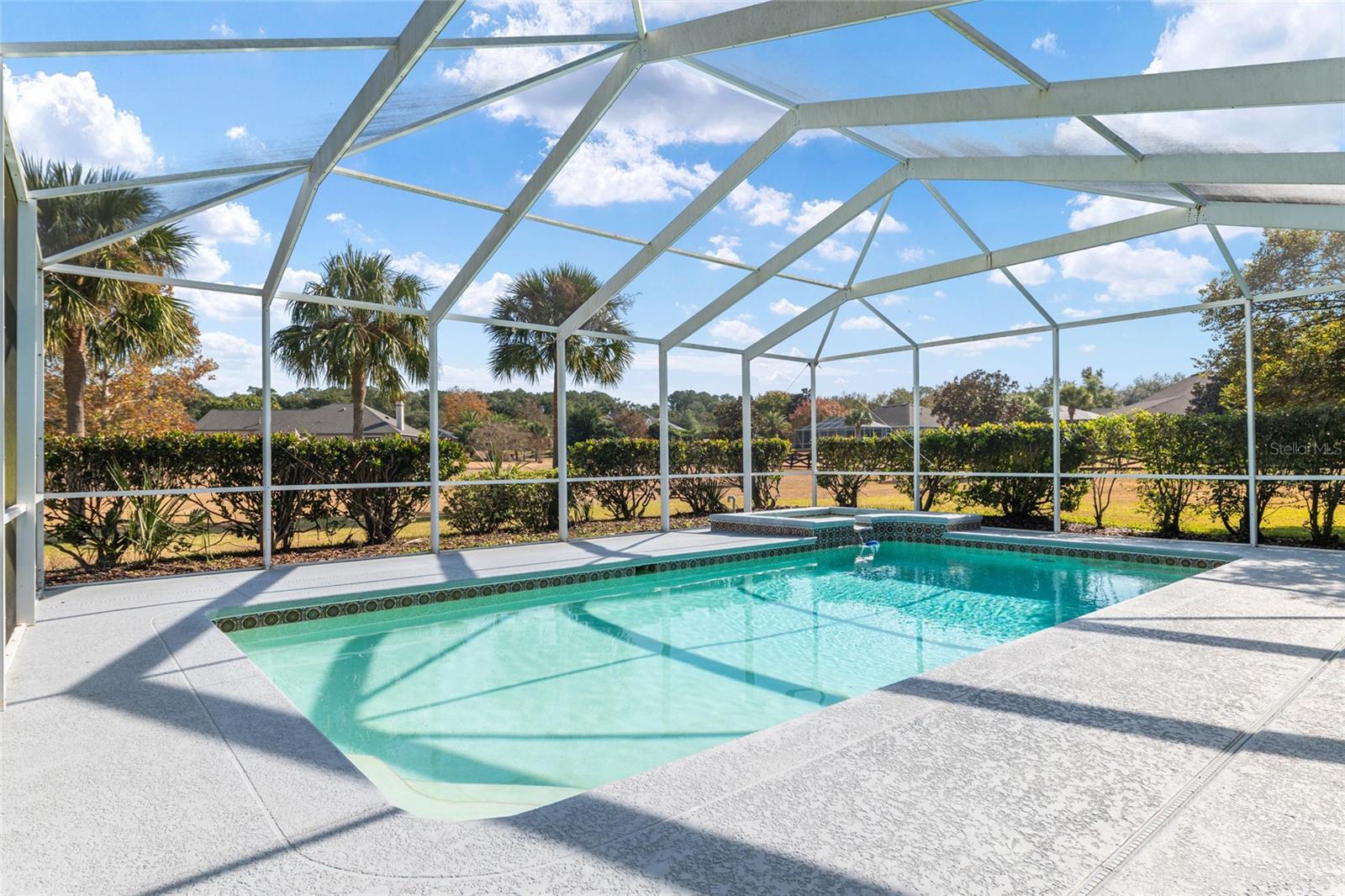 ABBEY GLEN - Residential