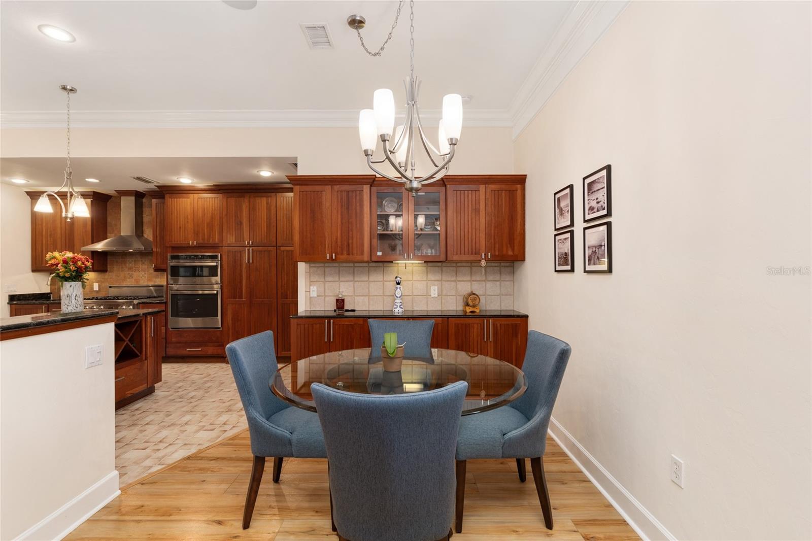 ABBEY GLEN - Residential