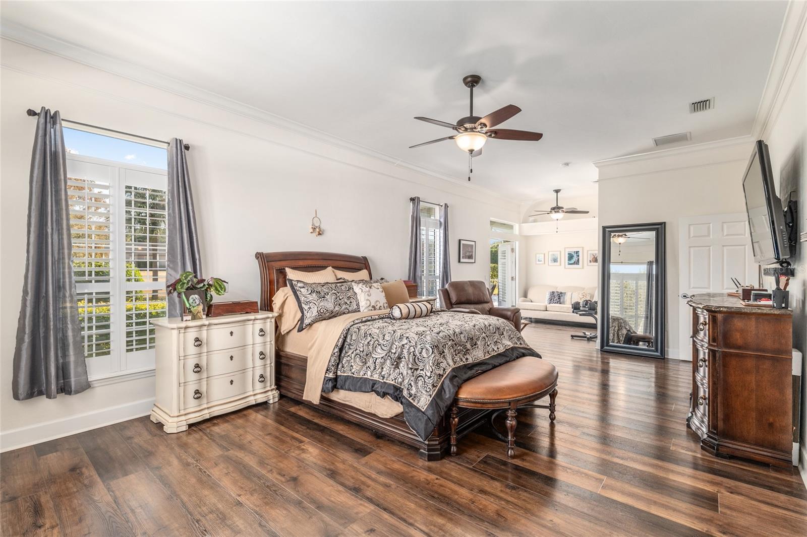 ABBEY GLEN - Residential