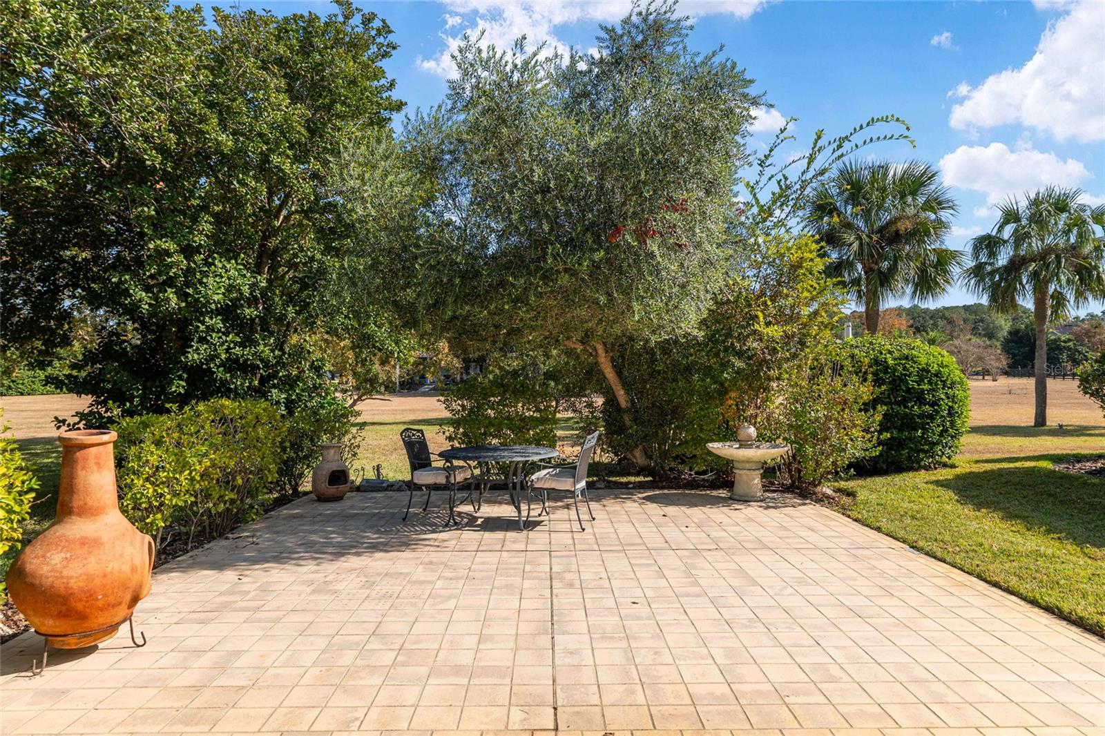 ABBEY GLEN - Residential