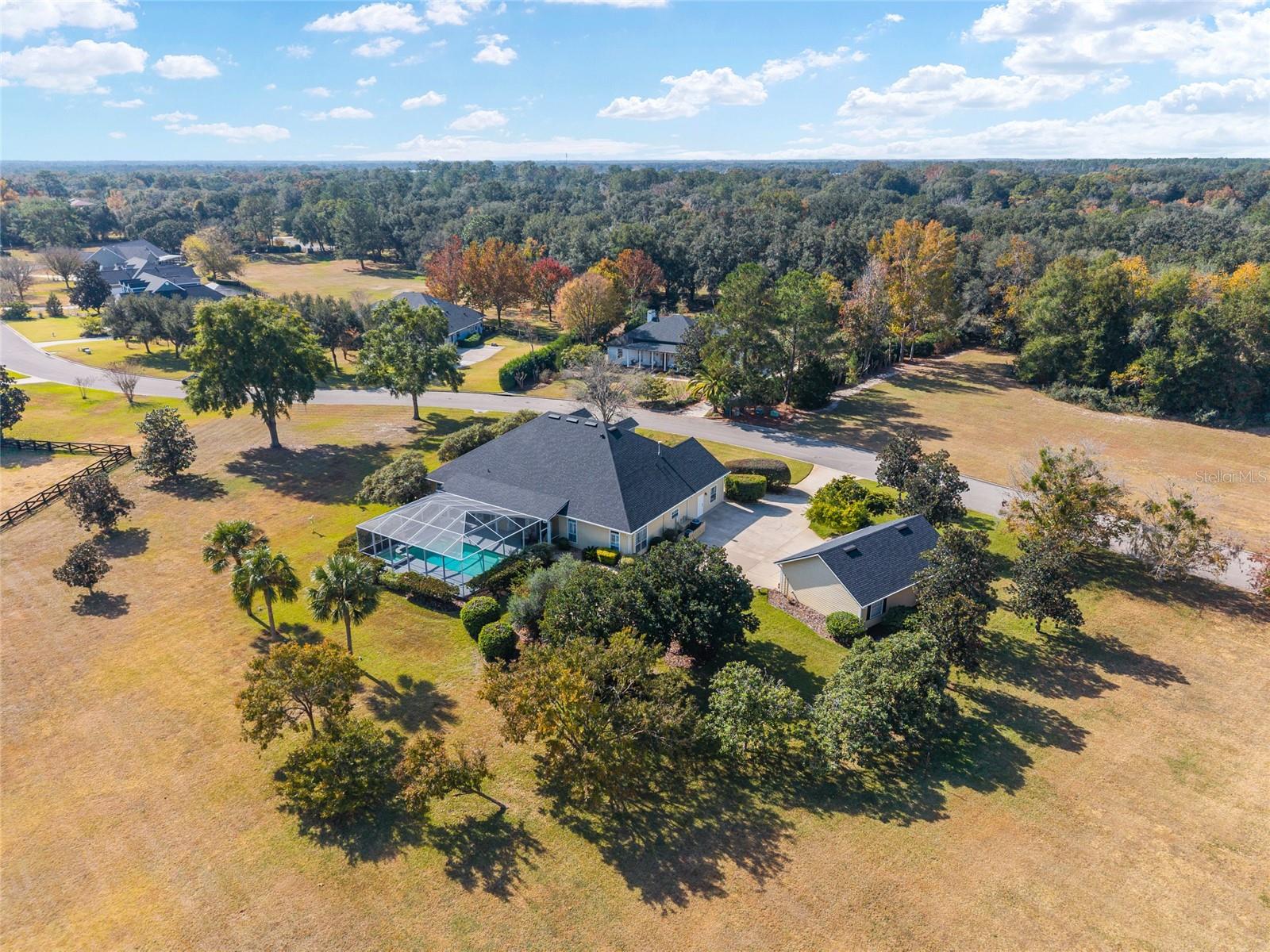 ABBEY GLEN - Residential